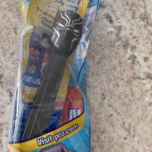 Pez Disney Marvel Black Panther candy dispenser. New in package. NWT